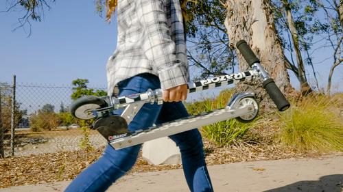 Razor Scooter Special Edition Tjekket ud