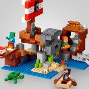 LEGO Minecraft Pirate Ship Adventure