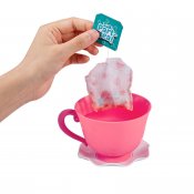 Itty Bitty temmelig er Big Tea Party Surprise