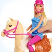Barbie dukke med hest