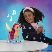 My Little Pony synger radiostyret Sunny Starscout karakter